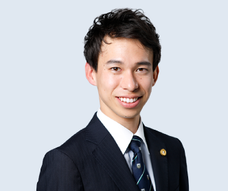 弁護士 岩崎